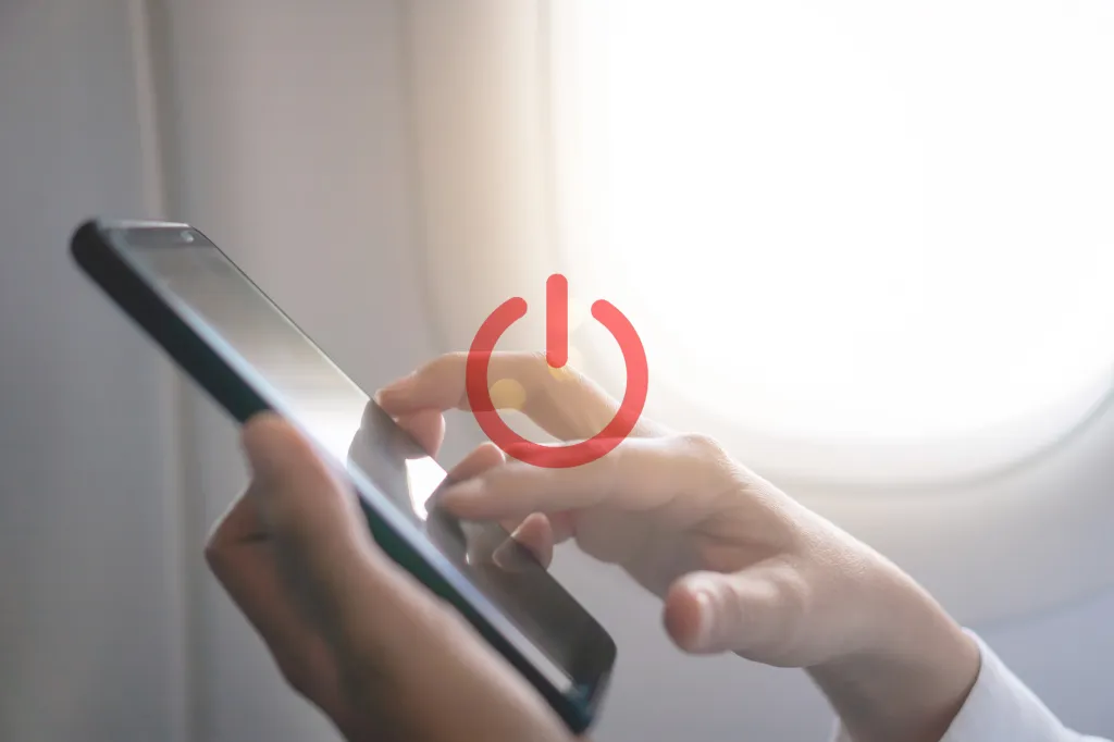 image and article sourced from: www.motorbiscuit.com_what-happens-use-airplane-mode-flights
