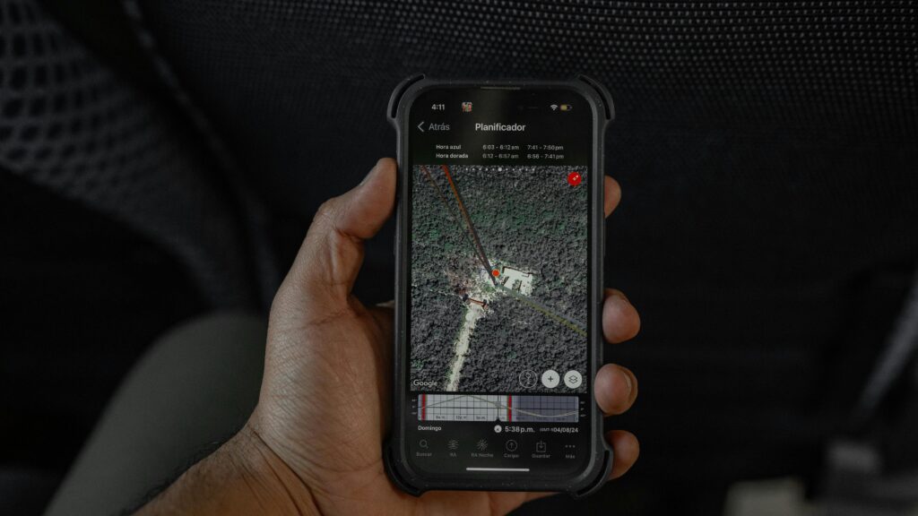 https://www.pexels.com/photo/hand-holding-smartphone-with-gps-map-display-30403062/