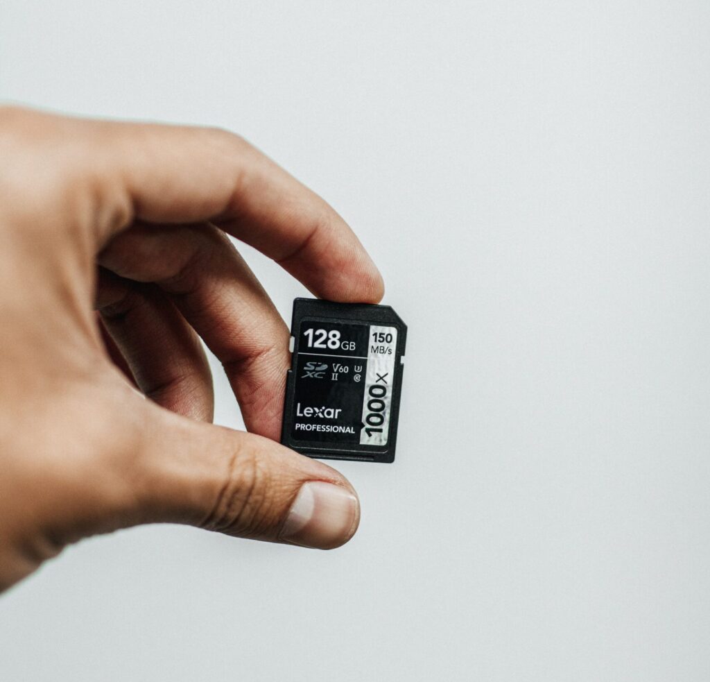https://www.pexels.com/photo/128gb-lexar-micro-sd-card-adapter-1738642/